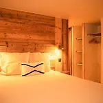 Renovated With Access At Super-besse Holiday home