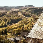 Renovated With Access At Super-besse Holiday home