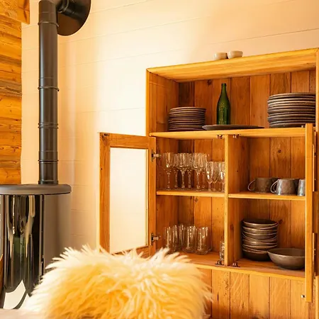 Renovated With Access At Super-besse Ferienhaus
