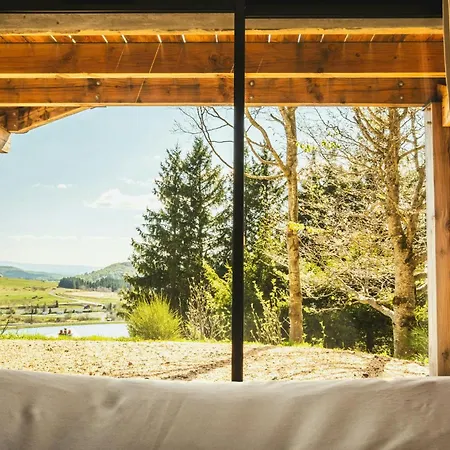 Renovated With Access At Super-besse Ferienhaus Super Besse