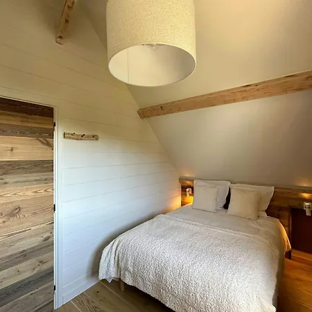 Feriehus Renovated With Access At Super-besse Super Besse