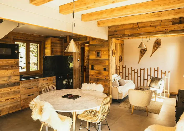 Renovated With Access At Super-besse Feriehus Super Besse