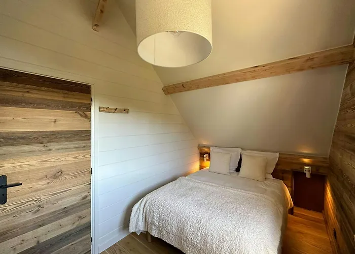 Feriehus Renovated With Access At Super-besse Super Besse