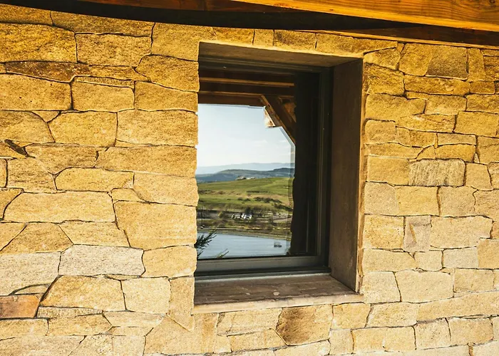 Renovated With Access At Super-besse Feriehus *